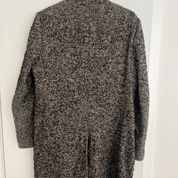 AMI Herringbone Coat - Picture 6 of 7